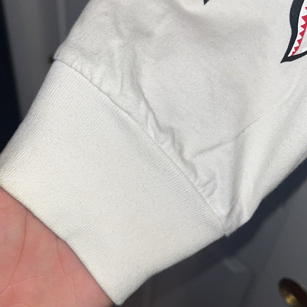 BAPE WGM Shark Relaxed Fit L/S Tee
White - Picture 6 of 8